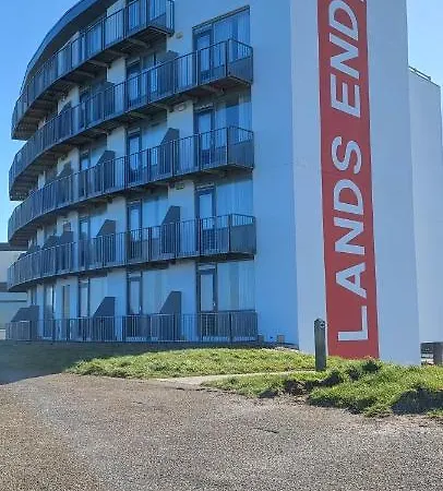 Lands End 호텔