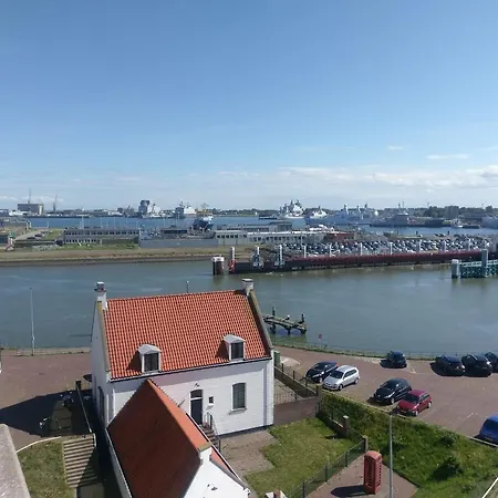 Lands End 3* Le Helder