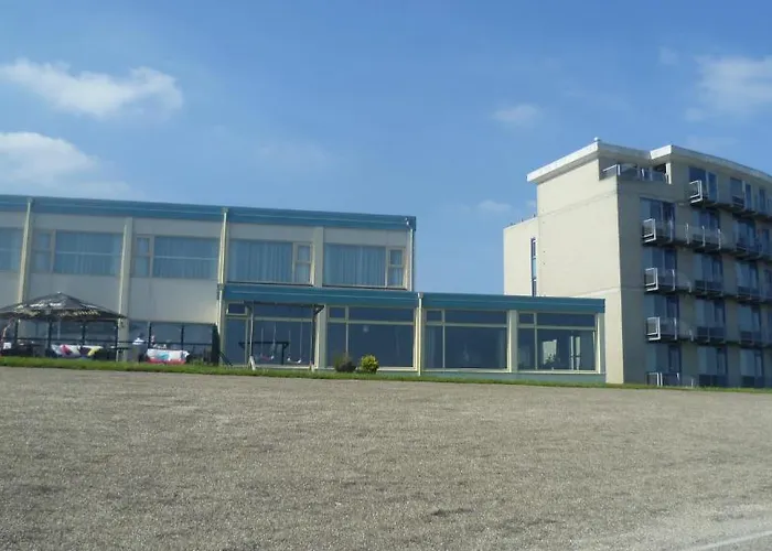 Lands End 3* デン・ヘルダー